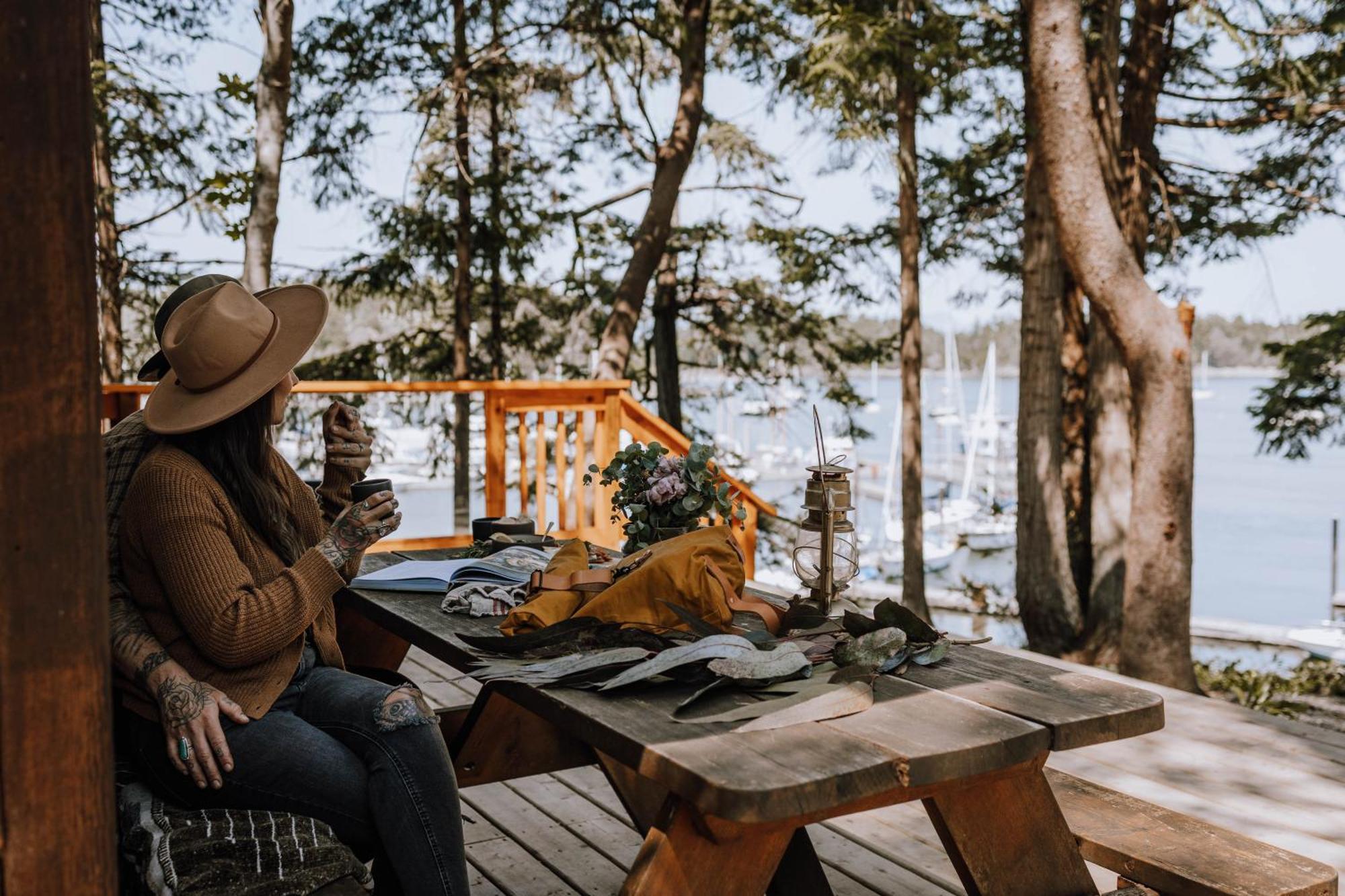 Page'S Resort & Marina Gabriola Экстерьер фото
